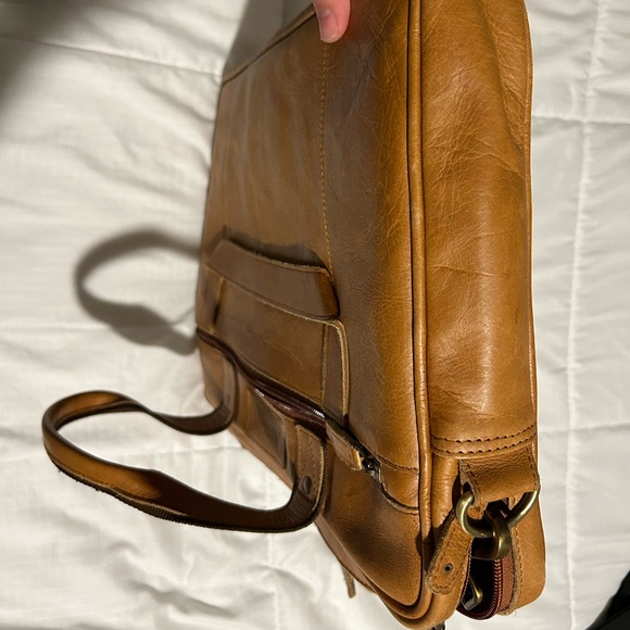 Leather Work/Laptop messenger/work bag - Picture 2 of 8